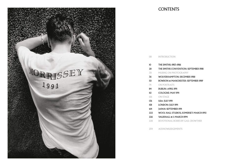 art book cologne | Kevin Cummins – Morrissey. Alone and Palely